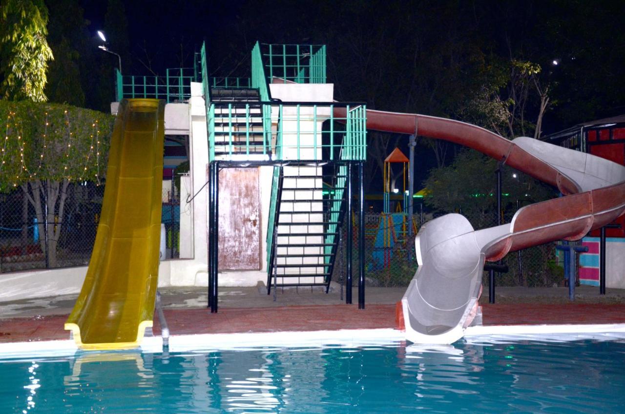 Fun And Food Resort & Holidays Harsola Exterior foto